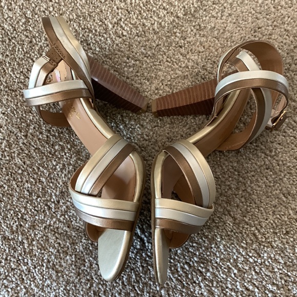 Forever.   Heels. Gold bronze and silver.  Size 8. Like new - Picture 4 of 8